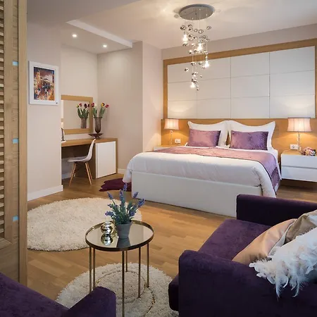 Vip فندق مبيت وإفطار 4*