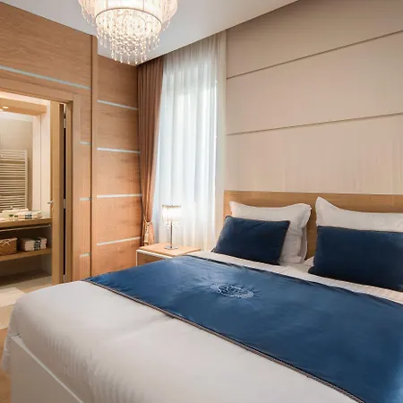 לינה וארוחת בוקר Vip 4*