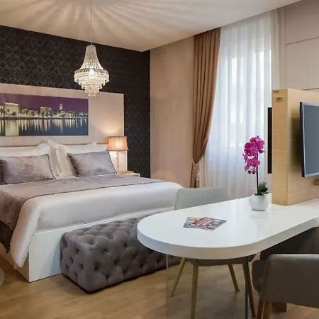 לינה וארוחת בוקר Vip