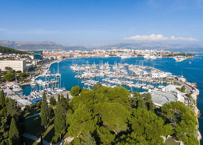 Frühstückspension Vip Split